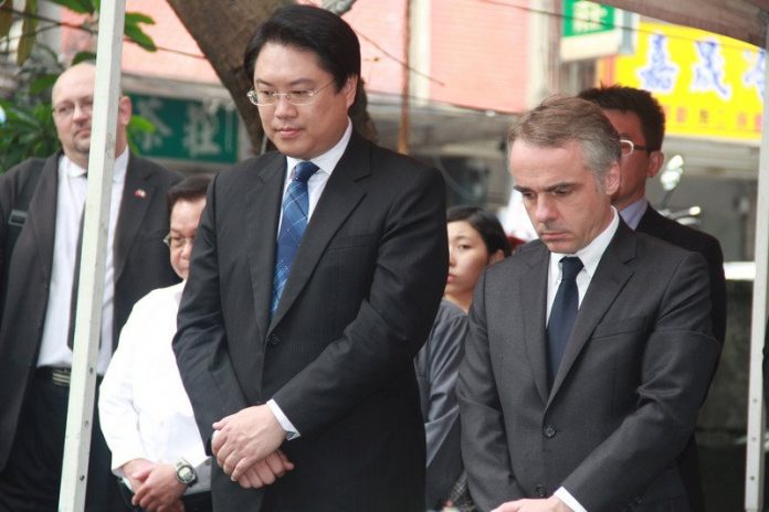 Commémoration du centenaire de la Première guerre à Keelung en présence du directeur du BFT (image CNA)