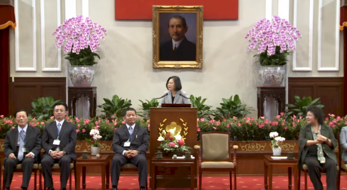 Tsai 塑膠公會 總統府