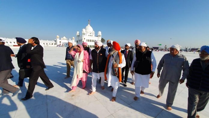 Visite de Capt. Amarinder Singh à Kartarpur, ministre en chef du Pendjab, lors de l'inauguration du corridor le samedi 9 novembre 2019 (Image : Compte Twitter de Capt. Amarinder Singh)