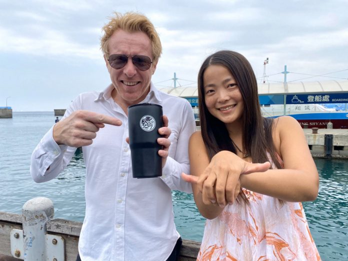 Jérôme Pitorin présentateur de l'émission échappées belles sur France 5 sur l'ile de Liuqiu (photo CNA)