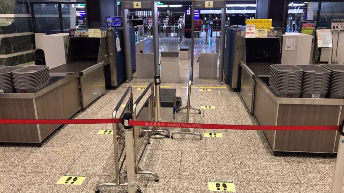 Extension de l'interdiction d'entrée et sortie aux groupes de tourisme (photo de l'aéroport international de Taoyuan)
